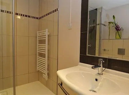 Sure By Western Hotel Bordeaux